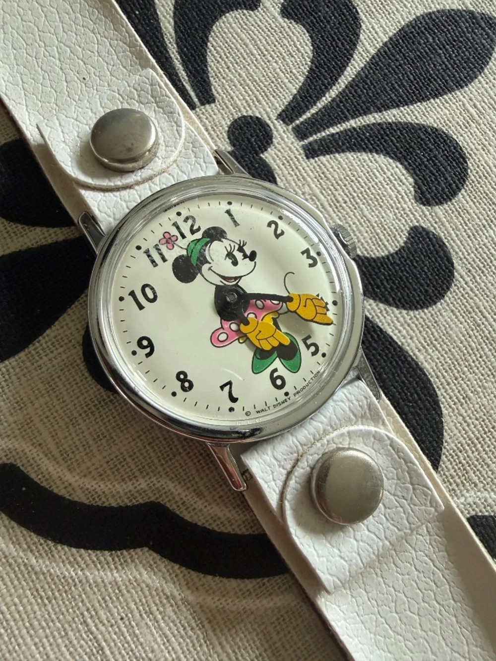 INGERSOLL MINNIE MOUSE WATCH.  W.D.P  NEW IN BOX